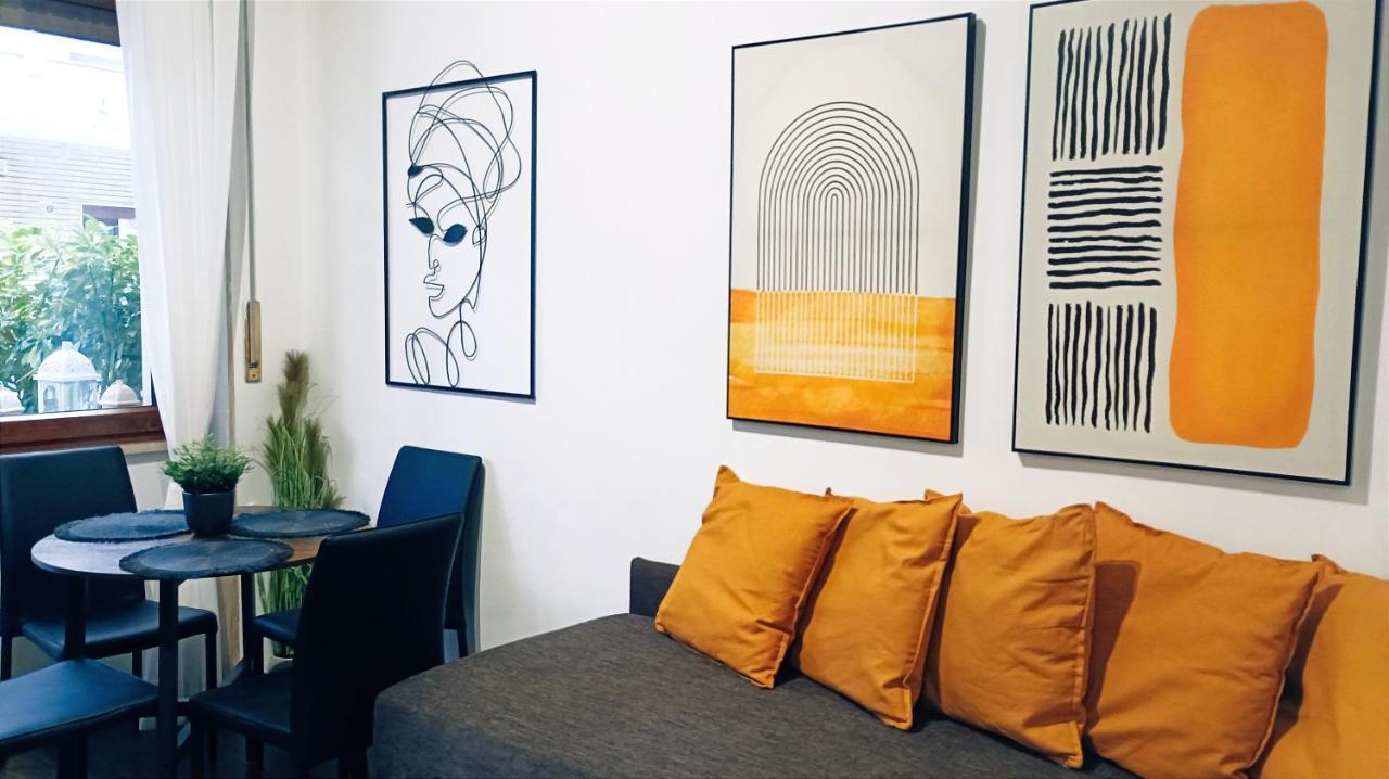 Suite Mirella Naples Exterior photo